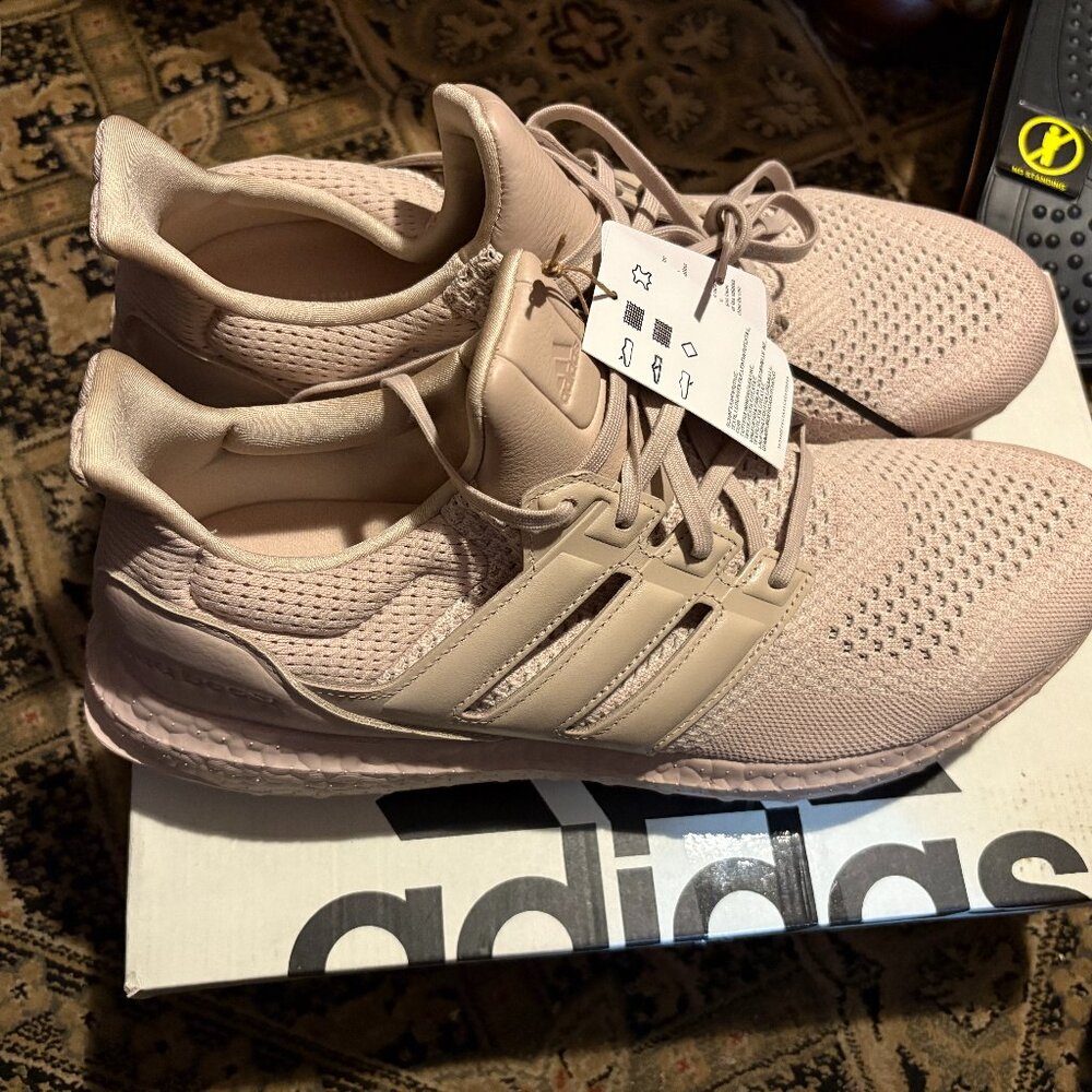 Adidas UltraBoost 1.0 "Wonder Taupe " HQ3855